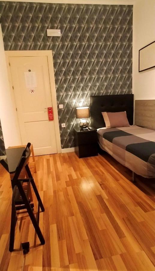Single Rooms Madrid Exteriör bild