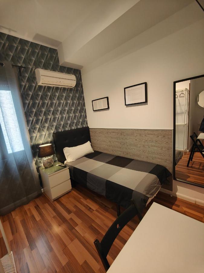 Single Rooms Madrid Exteriör bild